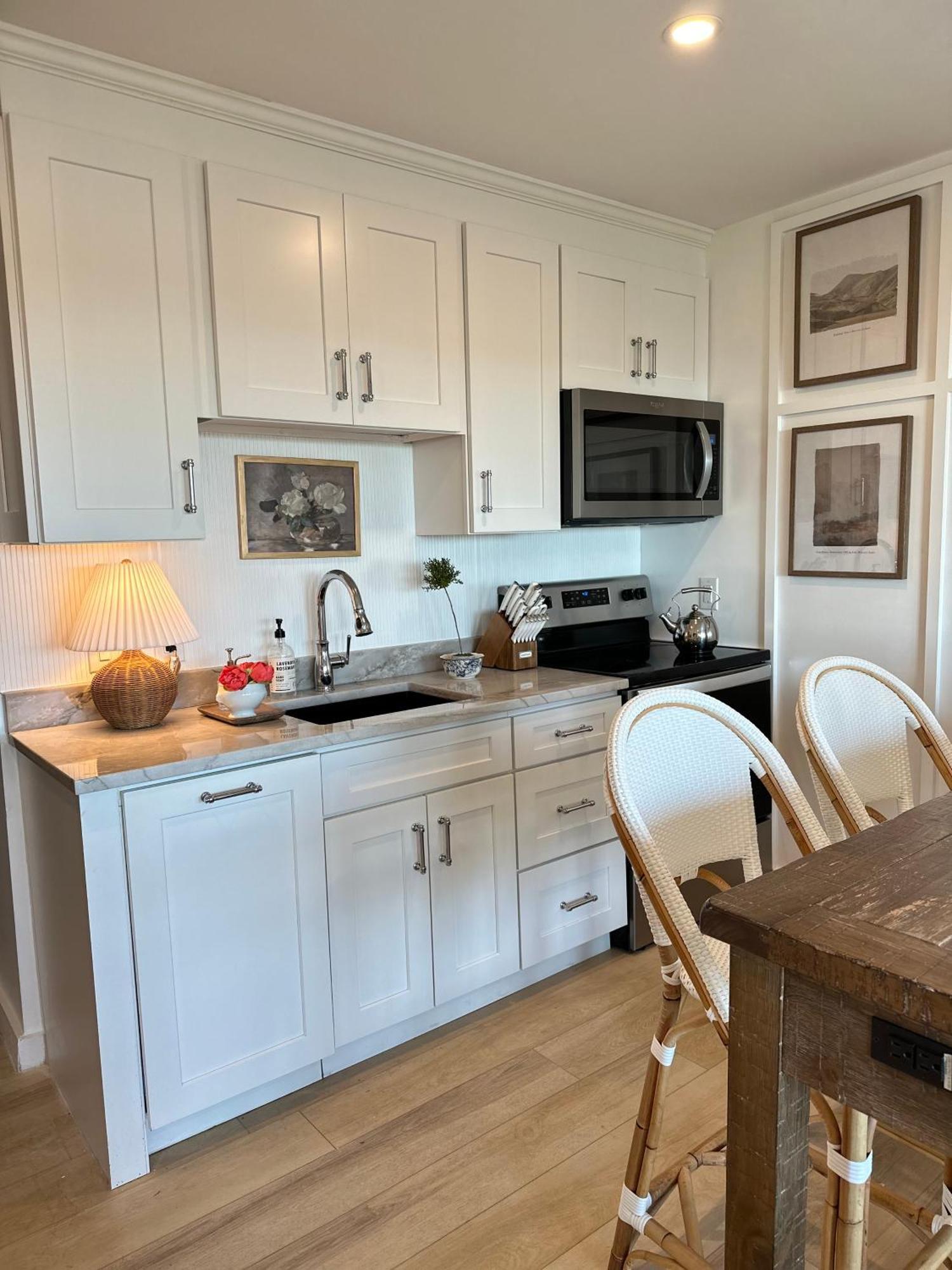 Apartment Ocean View- King - Romantic Couples Oasis - Private Access To Beach! Hilton Head Island